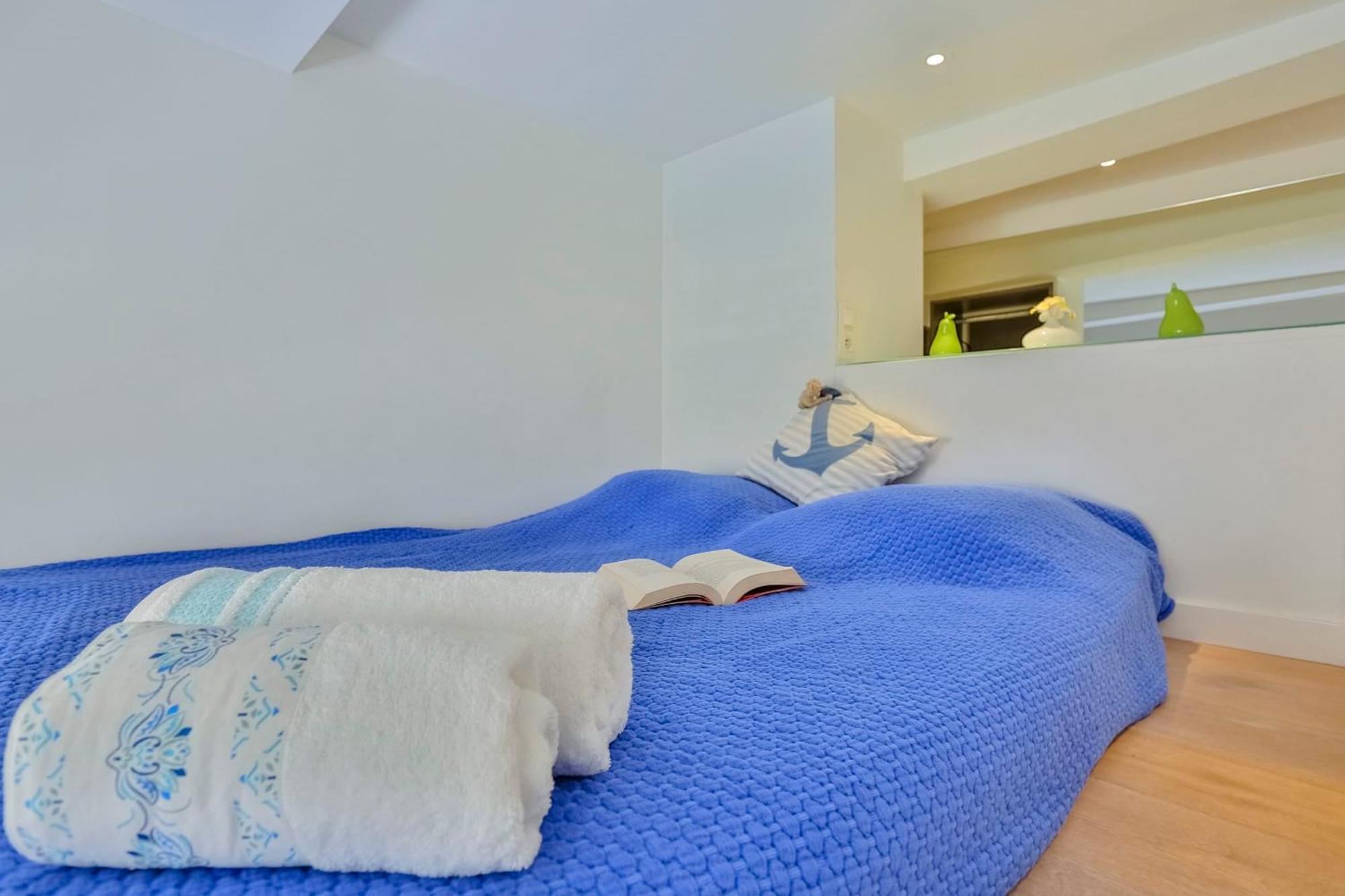 Liberte - Spacious Center W Ac Apartment *