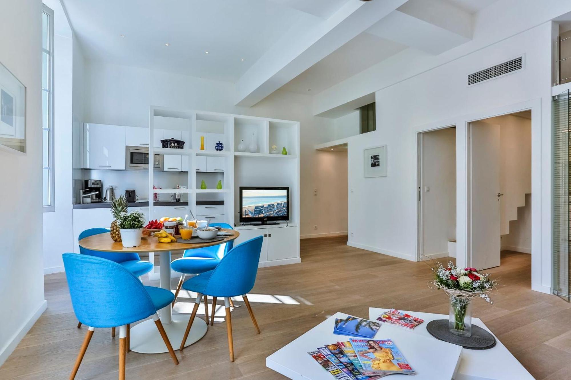Liberte - Spacious Center W Ac * Nice